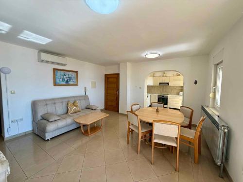 Apartment in Dramalj 54872