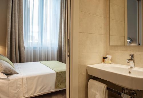 Gallery image of Hotel Universal in Livorno