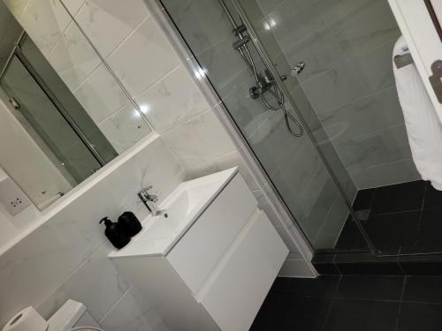 Koupelna v ubytování Luxe Corner Apartments