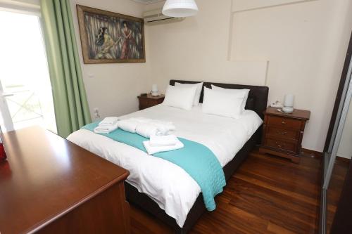 Cosy and Comfy near Niarxos and Athens Riviera