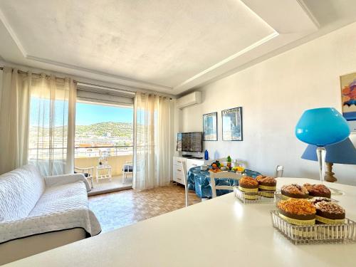 Menjar a l'apartament o a prop
