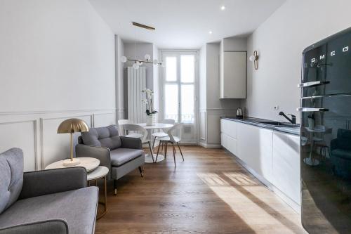 Luxury 2-bedroom apartment central station
