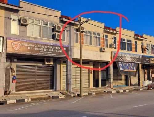 Budova, kde se prázdninový dům nachází