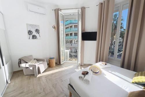 The Elegant Cannois Stylish Studio with Balcony - Cannes hyper centre