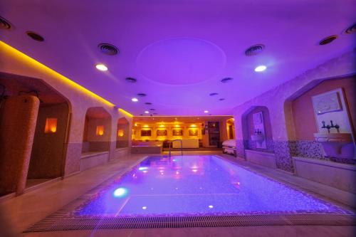 Swimmingpoolen hos eller tæt på Hotel Palladium