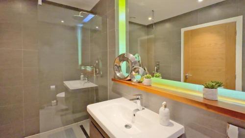 Ένα μπάνιο στο Ancarva