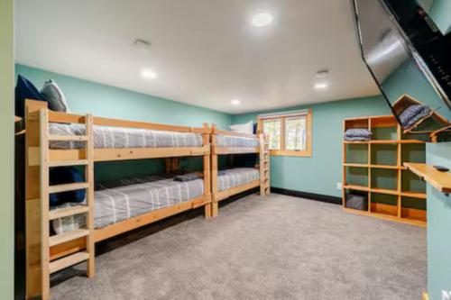 Un pat sau paturi într-o cameră la Cross Country on Camelback