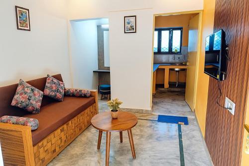 TV a/nebo společenská místnost v ubytování Hidden Leaf - A Boutique Homestay