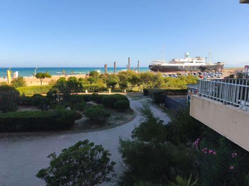 T3 pour 6 pers, vue mer et montagne, terrasse, parking, proche plage, Le Barcarès - FR-1-81-550