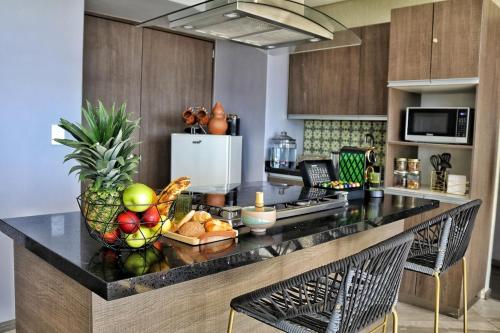 Kuchyň nebo kuchyňský kout v ubytování Beautiful views of volcanoes from every corner