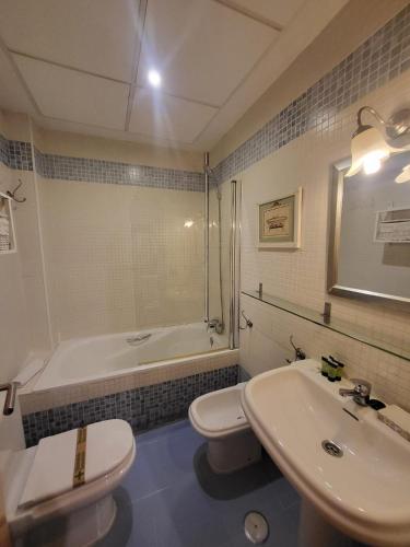 Familiar apartamento para pareja en el centro histórico de Sevilla a 15 minutos de Santa Justa