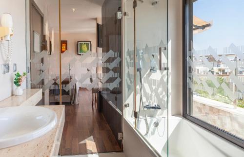 Koupelna v ubytování Hotel Don Paco