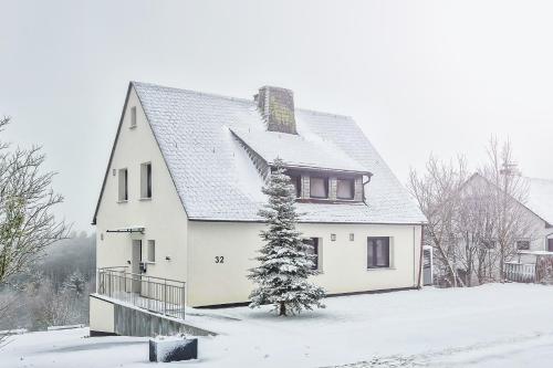 Billede fra billedgalleriet på Luxus-Ferienhaus mit Sauna, Hot Tub und grandiosem Panorama i Winterberg