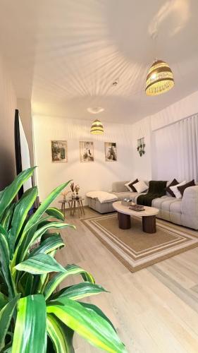 95 inch TV & Boho style apartment in Yas Island