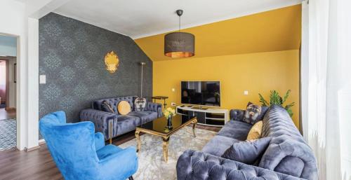 Μια τηλεόραση ή/και κέντρο ψυχαγωγίας στο Comfortable apartment near Strasbourg