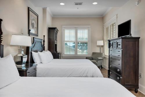 Ένα ή περισσότερα κρεβάτια σε δωμάτιο στο Sea Gate #108