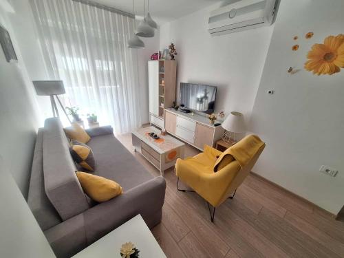 Μια τηλεόραση ή/και κέντρο ψυχαγωγίας στο S&SApartment