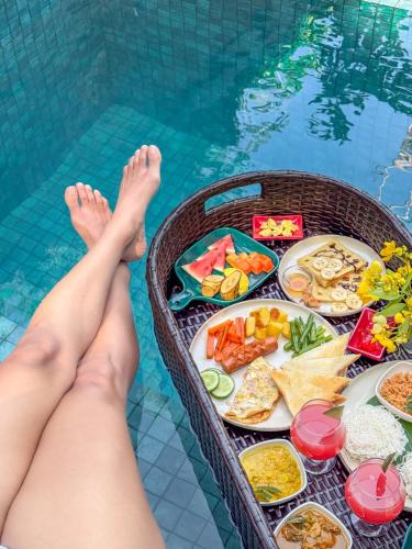 Đồ ăn tại/gần căn hộ