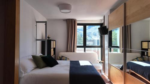 Apartamento Premium Snow Gorbea - Vistas a pistas, wifi y parking gratis Zona Baja