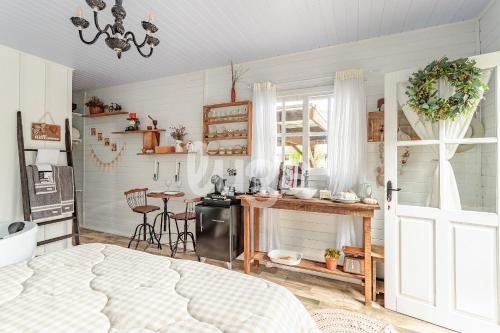 Køkken eller tekøkken på Cabana Coração: Romantismo, Banheira e Natureza