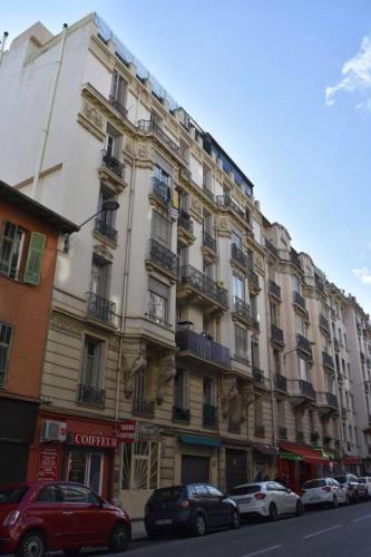 Le charme de l'ancien, rénové - Nice - 4 personnes