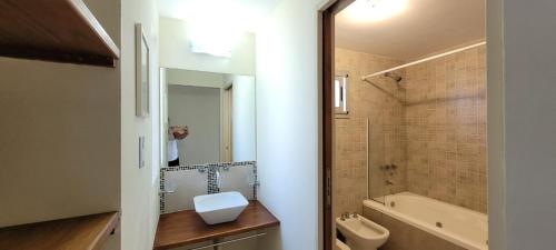 Koupelna v ubytování Estar cerca del mar en Miramar