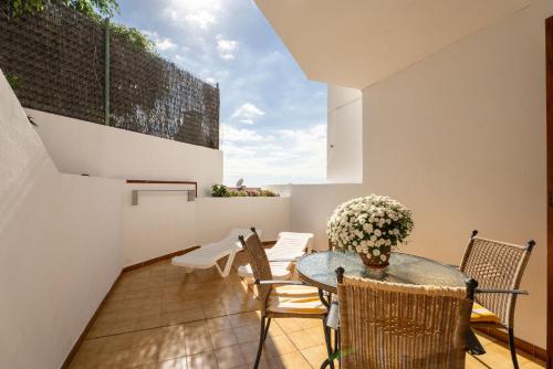 Nice holiday place with a large terrace