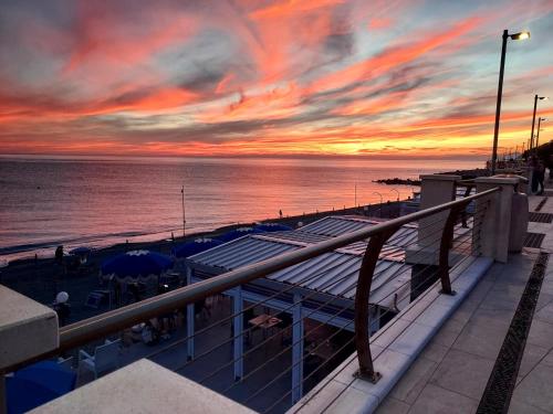 a view of a sunset from the deck of a cruise ship at Casa di Doria in Deiva Marina