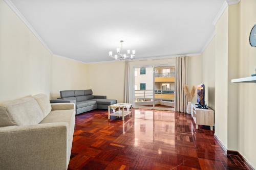 Famoso Grand Stay - Free Parking