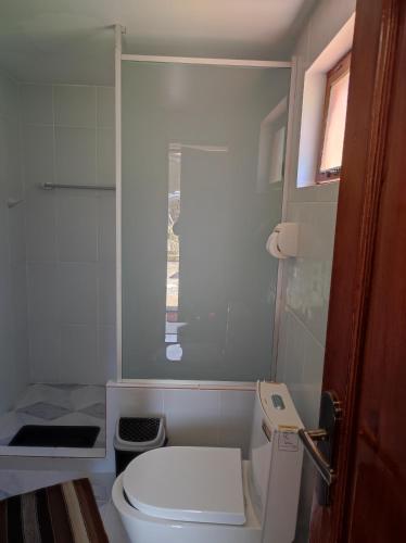 Ecolodge Aymara tesisinde bir banyo