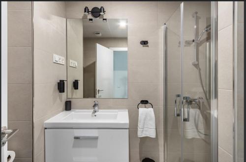 ANSA Beach Apartments - Malaga - Skyline Suite photo 4
