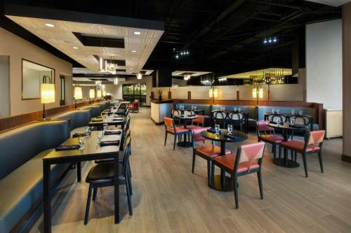Restaurace v ubytování Buffalo Marriott Niagara