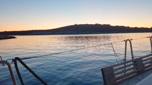 Φυσικό τοπίο κοντά σε αυτό το πλωτό κατάλυμα