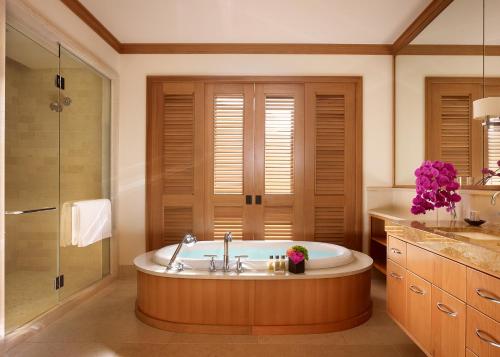 Vannituba majutusasutuses Montage Kapalua Bay