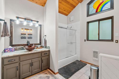 Koupelna v ubytování Alpine Cabin