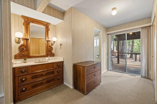 Fotografie z fotogalerie ubytování Cabin #10 v destinaci Strawberry