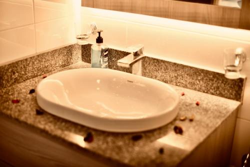 Legend Pyramids Inn的一间浴室