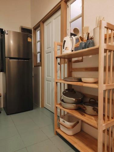 Nhà bếp/bếp nhỏ tại Nirvana By the Sea