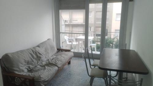 Χώρος καθιστικού στο Departamento al frente