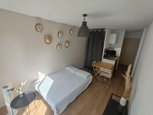 Studio proche Saint Charles