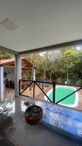 Swimmingpoolen hos eller tæt på Casa Chamego do Morro Vale do Capão