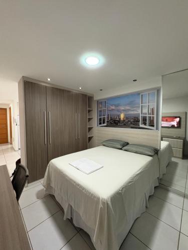 Postel nebo postele na pokoji v ubytování West Flat - BarretoStays 03