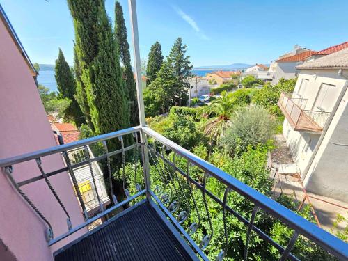 Apartment in Crikvenica 5498