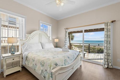 Postel nebo postele na pokoji v ubytování Sunflower Mama