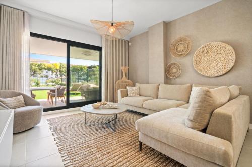 Apartment Perfect for Families & Remote Workers - Selwo, Estepona