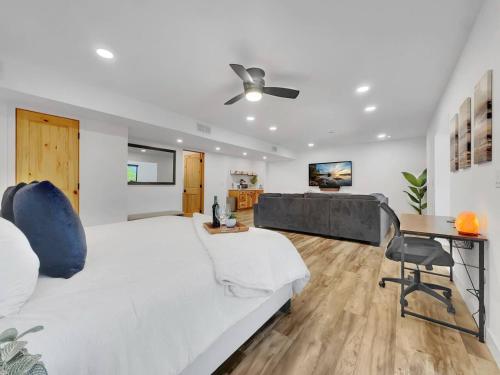 En eller flere senge i et værelse på The Overlook Prescott