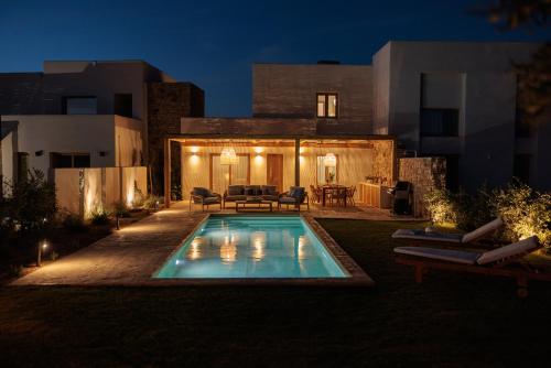 Hồ bơi trong/gần Villa Kerameas Plaka Naxos