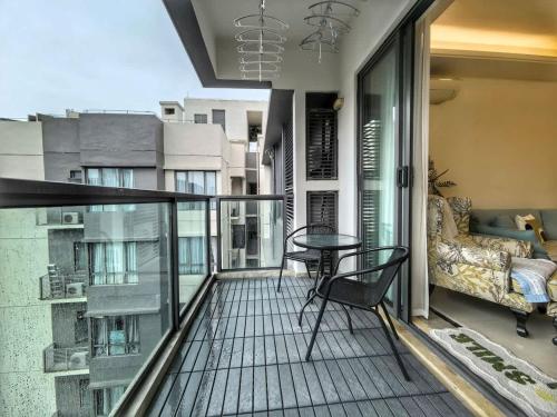 Balkón nebo terasa v ubytování R&F Princess Cove 3BR Boutique JB Central CIQ