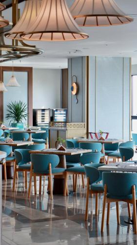 Χώρος καθιστικού στο Beachfront Condotel - Free Pool Access - Apec Mandala Mui Ne