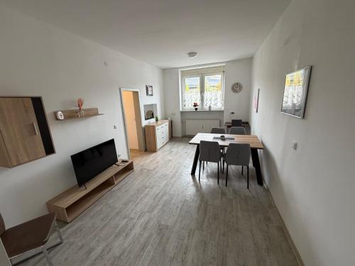 TV a/nebo společenská místnost v ubytování Boarding House Hagen